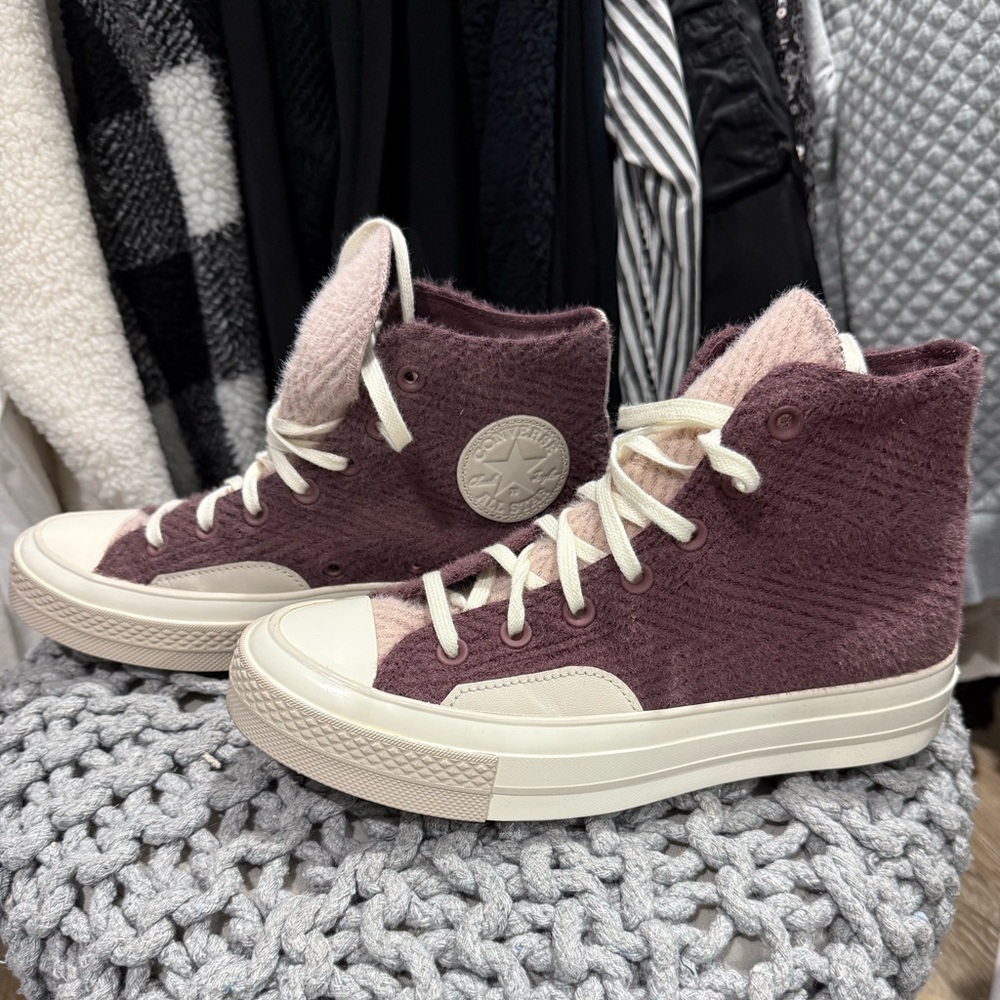 Converse Chuck 7 cozy knit size 8